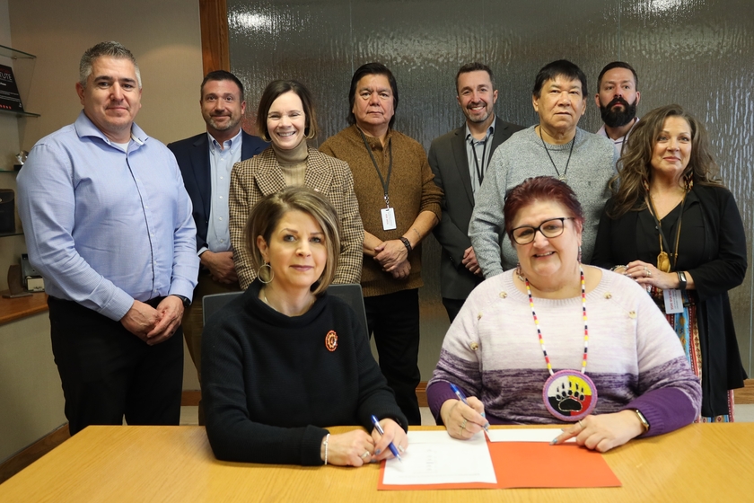 Neweg Energy Project signing